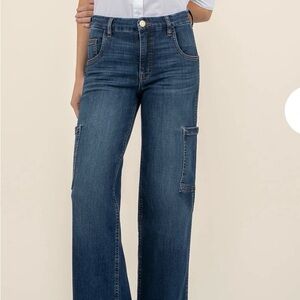 Kut from the kloth wide leg jeans. Didn’t fit. They  were a final sale